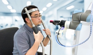 Singapore chế tạo thành công robot lấy mẫu xét nghiệm COVID-19
