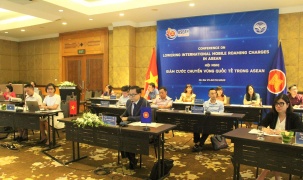 ASEAN thảo luận giảm cước chuyển vùng di động quốc tế trong khối