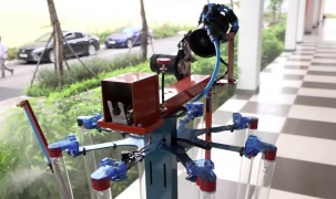 Trường đại học sáng chế robot diệt khuẩn