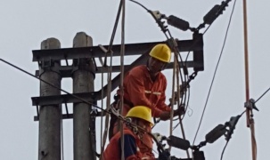 Công ty Điện lực Vĩnh Phúc khuyến cáo khách hàng dùng điện an toàn trong mùa mưa bão