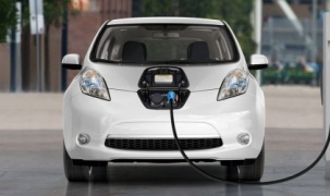 Nhật Bản hỗ trợ phát triển pin thế hệ mới cho ô tô điện
