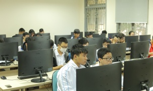 Các đội tham gia Vòng thi Quốc gia ICPC Vietnam đang ganh đua quyết liệt - Đại học Khoa học Tự nhiên TP. HCM tạm đứng đầu bảng 