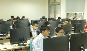 Các đội tham gia Vòng thi Quốc gia ICPC Vietnam đang ganh đua quyết liệt - Đại học Khoa học Tự nhiên TP. HCM tạm đứng đầu bảng 
