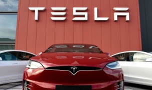 Cổ phiếu Tesla chạm mức cao nhất mọi thời đại