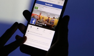Vi phạm luật dữ liệu ở Nga, Facebook nộp phạt gần 53.000 USD