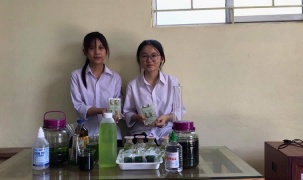 2 học sinh Trường THPT Nho Quan A, Ninh Bình tìm liệu pháp đẩy lùi ung thư