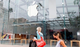 Apple đóng cửa tạm thời nhiều cửa hàng ở Mỹ và Anh