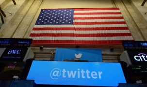 Twitter chuyển giao tài khoản của Nhà Trắng cho chính quyền Biden