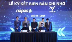Vinbus và Napas ký thỏa thuận hợp tác thanh toán thẻ vé điện tử