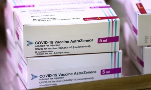 Lô vaccine COVID-19 AstraZeneca đầu tiên sẽ về đến Việt Nam vào trưa ngày 24/2