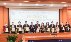 Hà Nội bổ nhiệm 4 giám đốc Sở và Chánh Văn phòng UBND thành phố