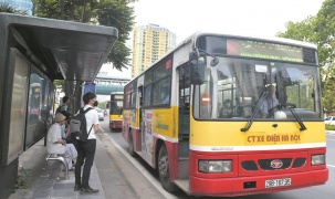 Hà Nội: Không thực hiện việc giãn hành khách đi phương tiện công cộng từ 0 giờ ngày 8/3