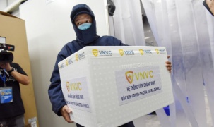 Triển khai tiêm vaccine ngừa COVID-19 tại Hà Nội, Thành phố Hồ Chí Minh và Hải Dương