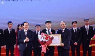 Thí sinh giành 2 HCV Olympic Tin học quốc tế lọt top 10 gương mặt trẻ Việt Nam tiêu biểu năm 2020