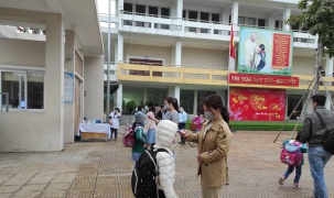 Trường tiểu học Xuân Phương thực hiện nghiêm các quy định phòng, chống dịch cho học sinh