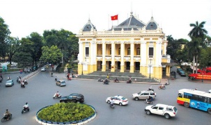 Hà Nội thí điểm điều chỉnh tổ chức giao thông khu vực Quảng trường Cách mạng Tháng Tám