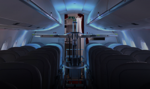 Robot Thụy Sĩ sử dụng tia UV để tiêu diệt virus trên máy bay thương mại