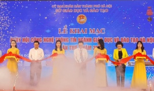 Tưng bừng khai mạc Ngày hội Công nghệ thông tin ngành GD-ĐT Hà Nội lần thứ V