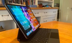 Apple đang quá tham lam với iPad!