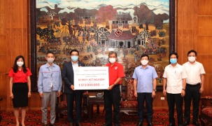 Toyota Việt Nam hỗ trợ trang thiết bị y tế phòng chống dịch bệnh Covid-19 cho tỉnh Vĩnh Phúc