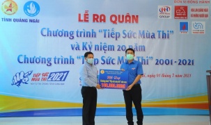 Trao 100 suất học bổng cho thí sinh nghèo tại Quảng Ngãi