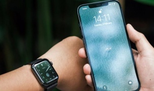 iPhone và Touch ID có thể mở khóa Apple Watch