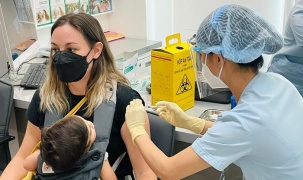 Tổ chức tiêm vắc-xin ngừa COVID-19 cho công dân Pháp sống tại Việt Nam