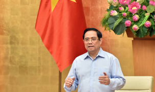 Thủ tướng: Hỗ trợ chuyển giao công nghệ, cố gắng tháng 9 có vaccine do Việt Nam sản xuất