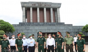 Bảo vệ Lăng Chủ tịch Hồ Chí Minh xứng đáng với tình cảm của dân tộc