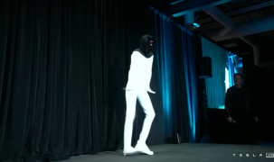 Tỷ phú Musk tiết lộ: Robot hình người cao 1m72 dự kiến ra mắt vào năm 2022