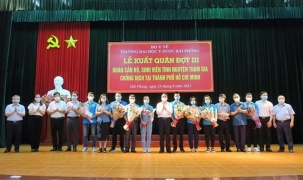 Hơn 200 y bắc sĩ, sinh viên Đại học Y dược Hải Phòng lên đường hỗ trợ TP.HCM