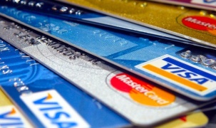 Hiệp hội Ngân hàng Việt Nam đề nghị Visa, Mastercard miễn, giảm phí và làm rõ bất cập thu phí
