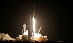 SpaceX đưa phi hành đoàn dân sự đầu tiên lên quỹ đạo
