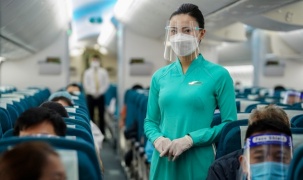 Hà Nội: Mở đường bay nội địa, hành khách không phải cách ly tập trung
