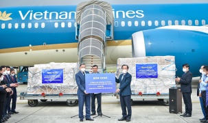 Vietnam Airlines vận chuyển vật tư y tế phòng chống dịch COVID-19 từ châu Âu