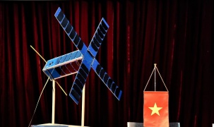 Tiếp tục lùi thời gian phóng vệ tinh NanoDragon của Việt Nam