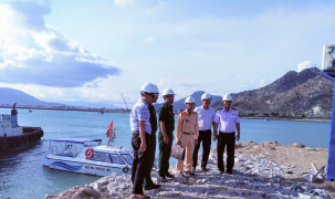 Cảng vụ Hàng hải Bình Thuận tăng cường kiểm tra, giám sát hoạt động thi công hàng hải