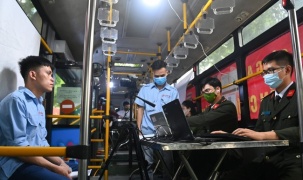 Hà Nội: Cấp căn cước công dân gắn chip trên xe bus lưu động