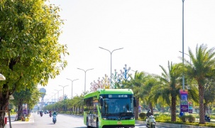 Xe buýt điện Vinbus chính thức tham gia mạng lưới vận tải công cộng Hà Nội
