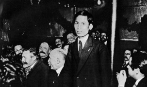 Vận dụng tư tưởng Hồ Chí Minh trong công tác đối ngoại và phát triển kinh tế