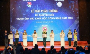Công bố danh sách 20 nữ sinh viên nhận phần thưởng tiêu biểu trong lĩnh vực KHCN năm 2021