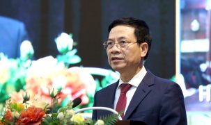 Bộ trưởng Nguyễn Mạnh Hùng phát biểu về chuyển đổi số ngành Tài nguyên Môi trường