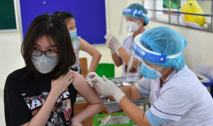 Bộ Y tế đã báo cáo Chính phủ về Kế hoạch tiêm vaccine COVID-19 cho trẻ 5-11 tuổi