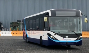 Anh đưa xe bus tự lái đầu tiên thử nghiệm ở Scotland