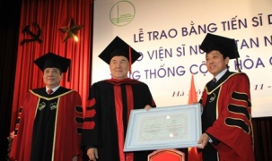 Chấn chỉnh đào tạo tiến sĩ, thạc sĩ ở Viện Hàn lâm Khoa học xã hội Việt Nam