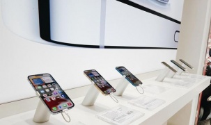 iPhone SE 2022 đã lên kệ tại Việt Nam