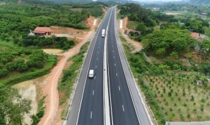 Quảng Ninh thông qua kế hoạch mở đường 