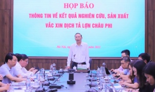 Việt Nam là quốc gia đầu tiên trên thế giới sản xuất thành công vaccine tả lợn Châu Phi