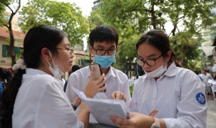 Nhiều trường THPT ở Hà Nội hạ điểm chuẩn những năm gần đây
