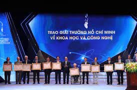 Chủ tịch nước trao Giải thưởng Hồ Chí Minh, Giải thưởng Nhà nước về Khoa học và Công nghệ đợt 6